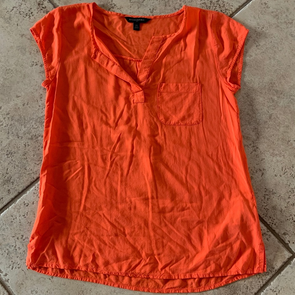 Banana Republic Orange SS Top XS